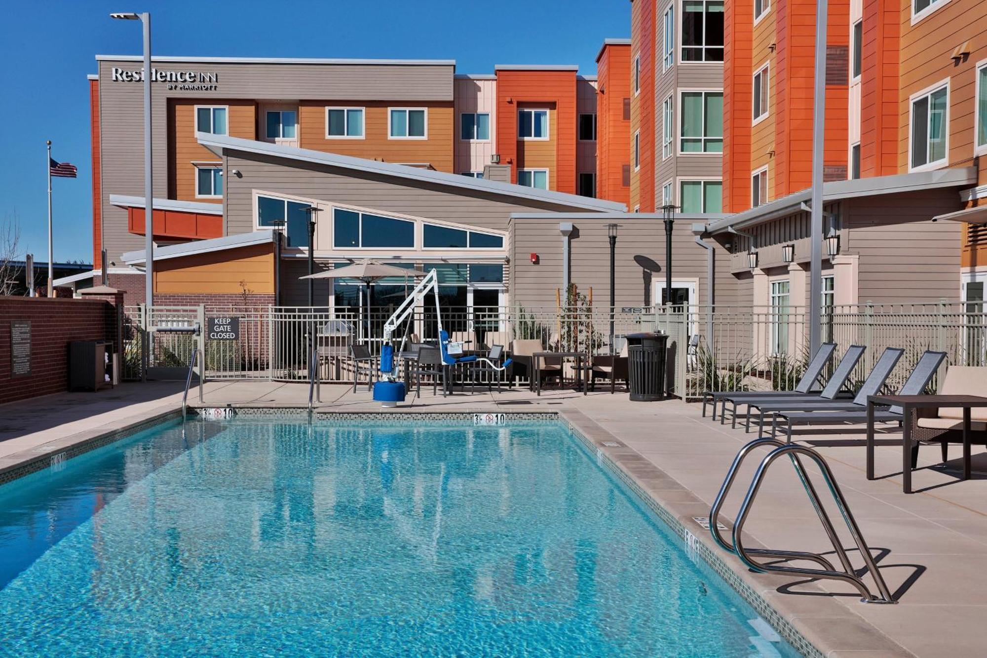 Residence Inn Sacramento Davis Exterior photo